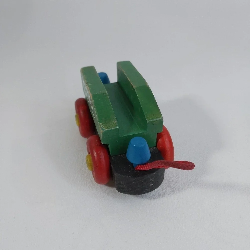 MONTGOMERY SCHOOLHOUSE WOODEN TOY 